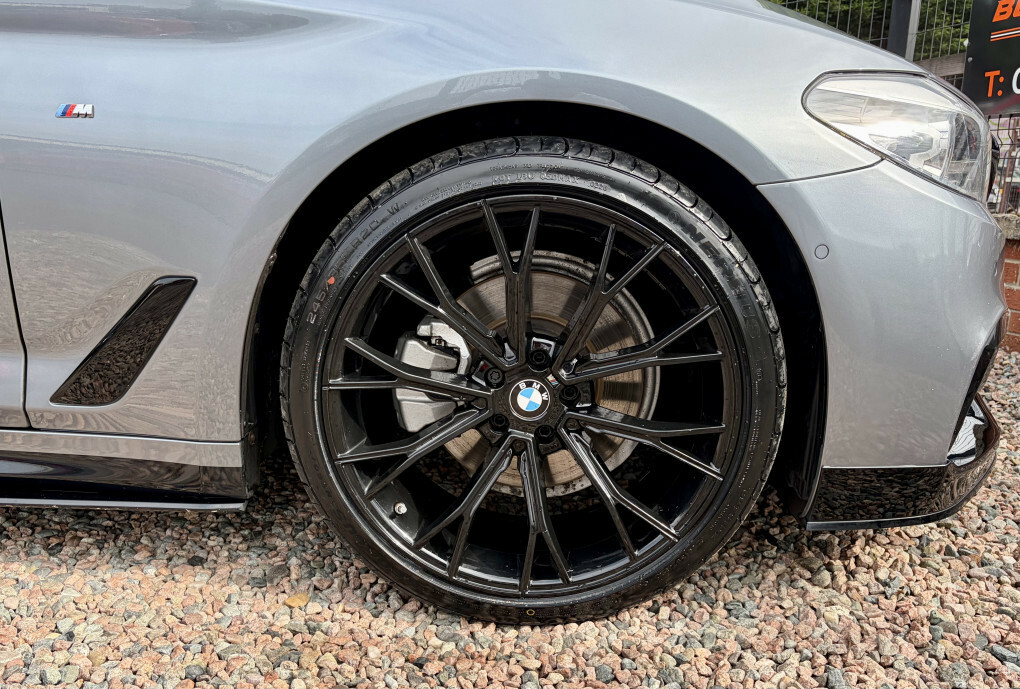 BMW 5 Series Automatic Black #11