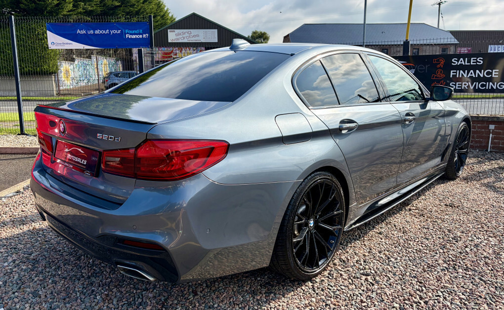 BMW 5 Series Saloon  #4