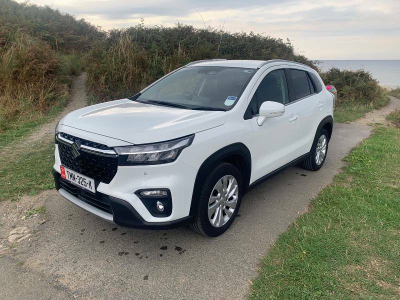 Suzuki S Cross 1.4 Boosterjet 48V Hybrid Motion White #3