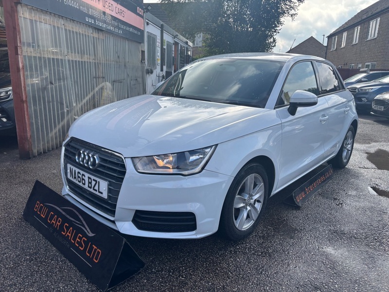 Audi A1 Sportback Tfsi Se White