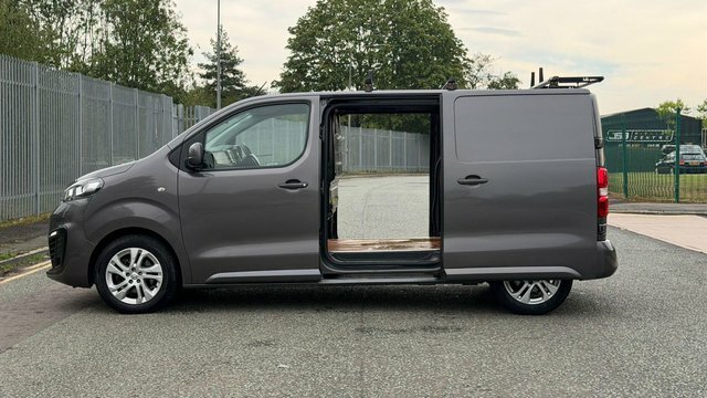 Vauxhall Vivaro 1.5 Turbo D 2700 Sportive L1 H1 Euro 6 Ss VK70ZDH Grey #4
