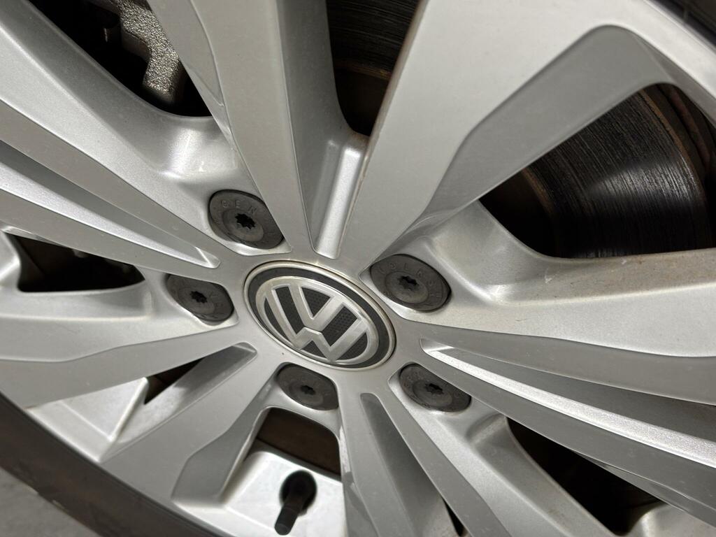 Volkswagen Golf S Blue #2