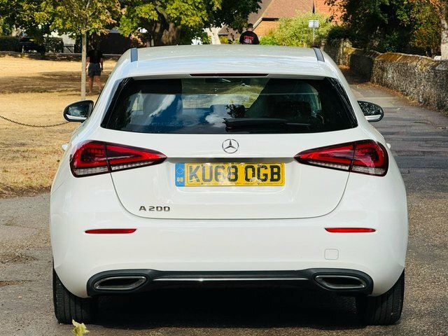 Mercedes-Benz A Class 1.3 A200 Sport Hatchback 7G-dct Euro 6 White #6