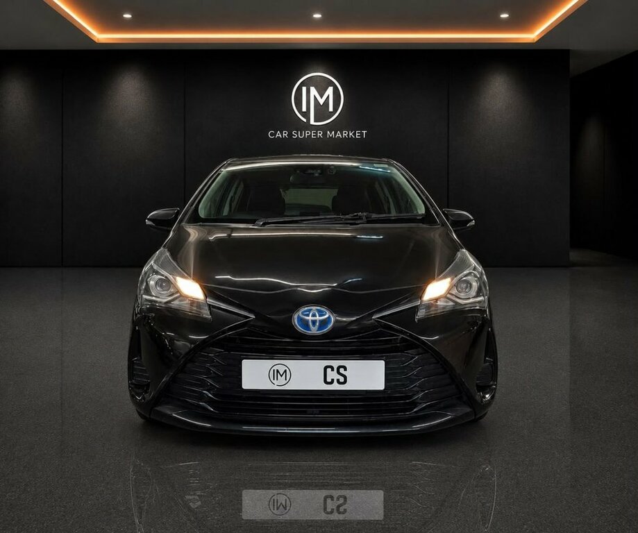 Toyota Yaris 1.5L Active Black