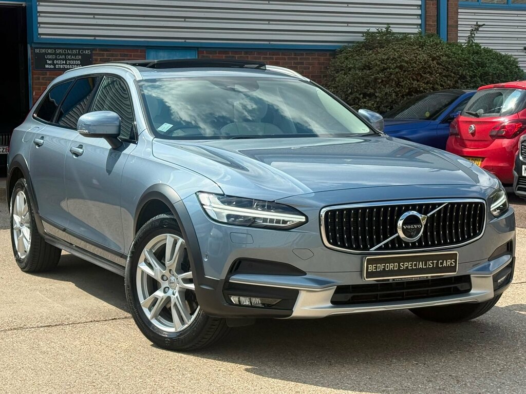 Volvo V90 Cross Country Cross Country 2.0 D5 Powerpulse Pro Estate Die Blue