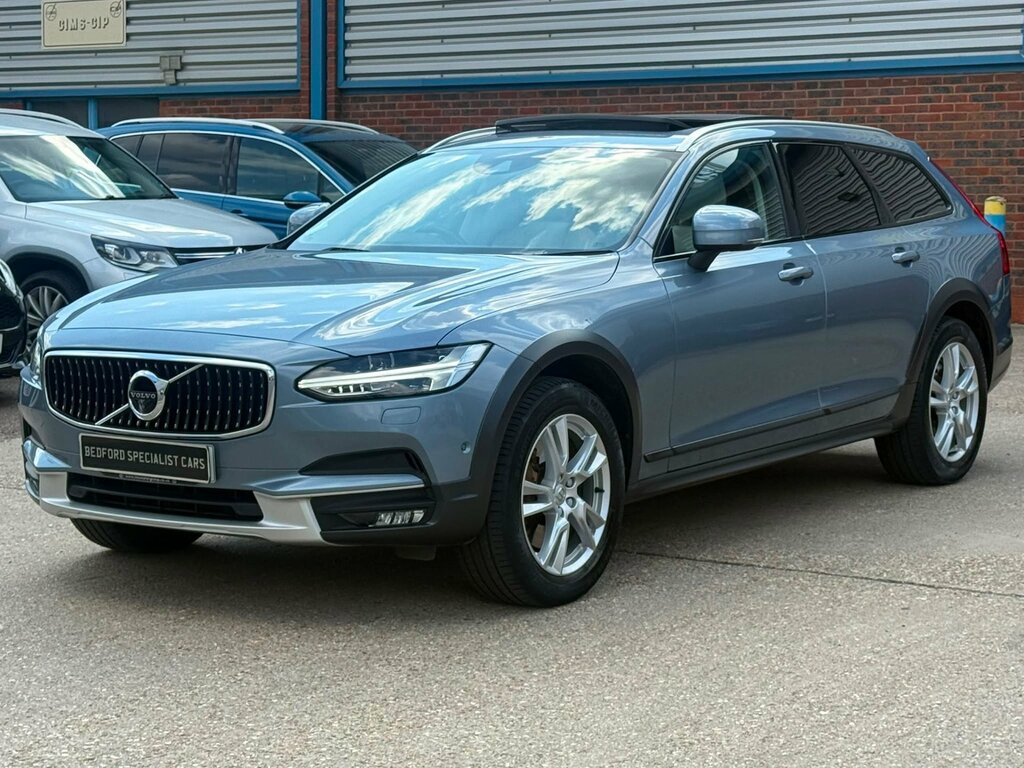 Volvo V90 Cross Country Cross Country 2.0 D5 Powerpulse Pro Estate Die Blue #4