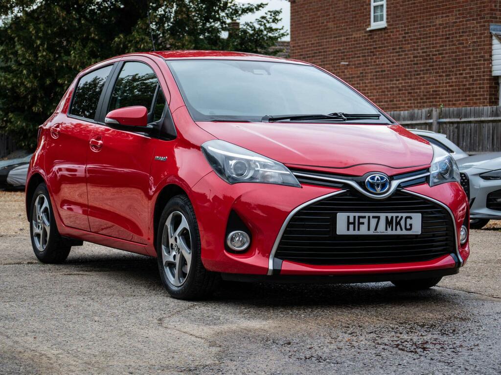Toyota Yaris Icon Red #5