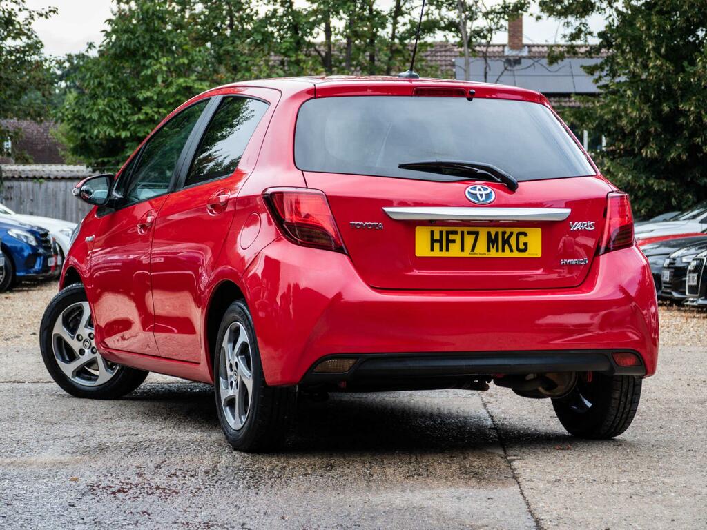 Toyota Yaris Icon Red #2