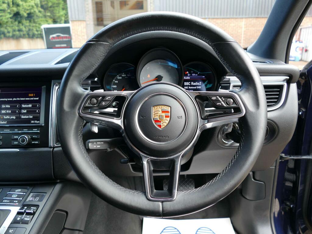 Porsche Macan D S Pdk  #32
