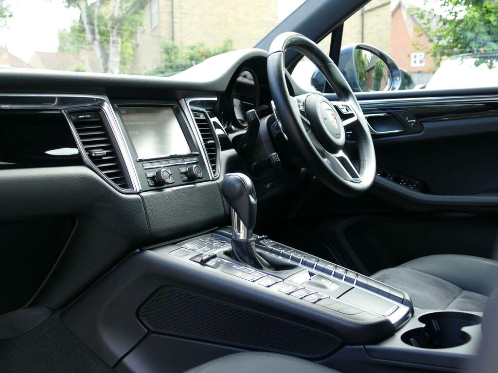 Porsche Macan D S Pdk  #21