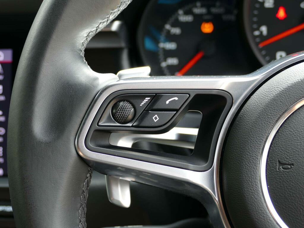 Porsche Macan 5dr Pdk Grey #40