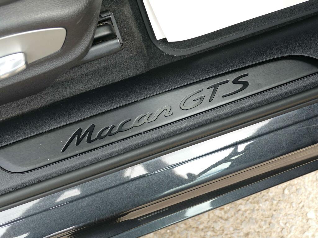 Porsche Macan 5dr Pdk Grey #24