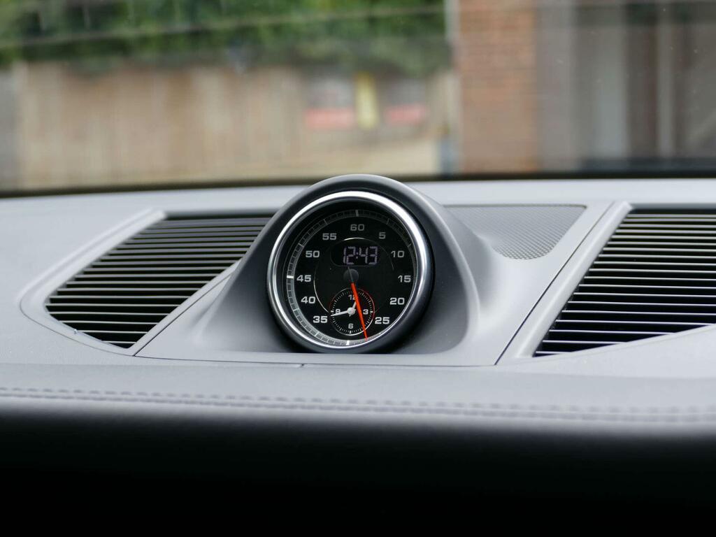 Porsche Macan 5dr Pdk Grey #32