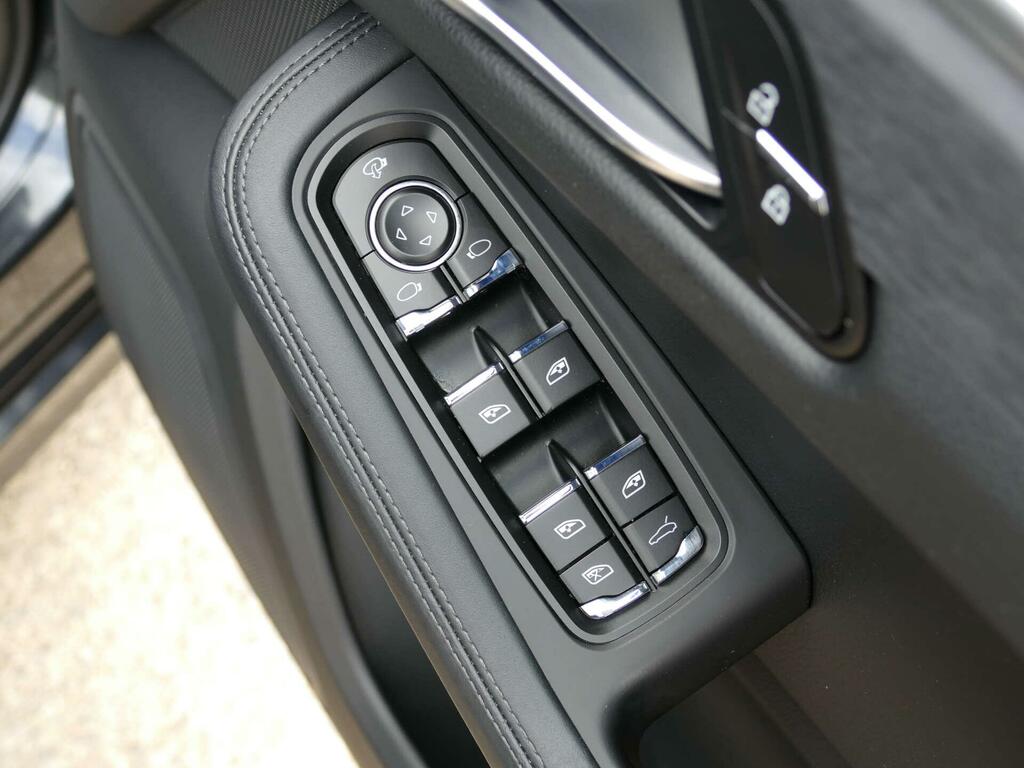 Porsche Macan 5dr Pdk Grey #48