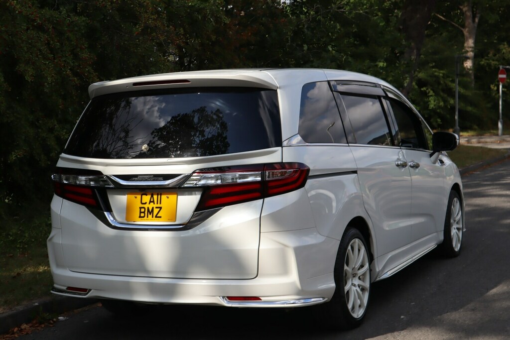 Honda Odyssey 2.0 Hybrid Absolute Honda Sensing Ex Pack 7S White #3