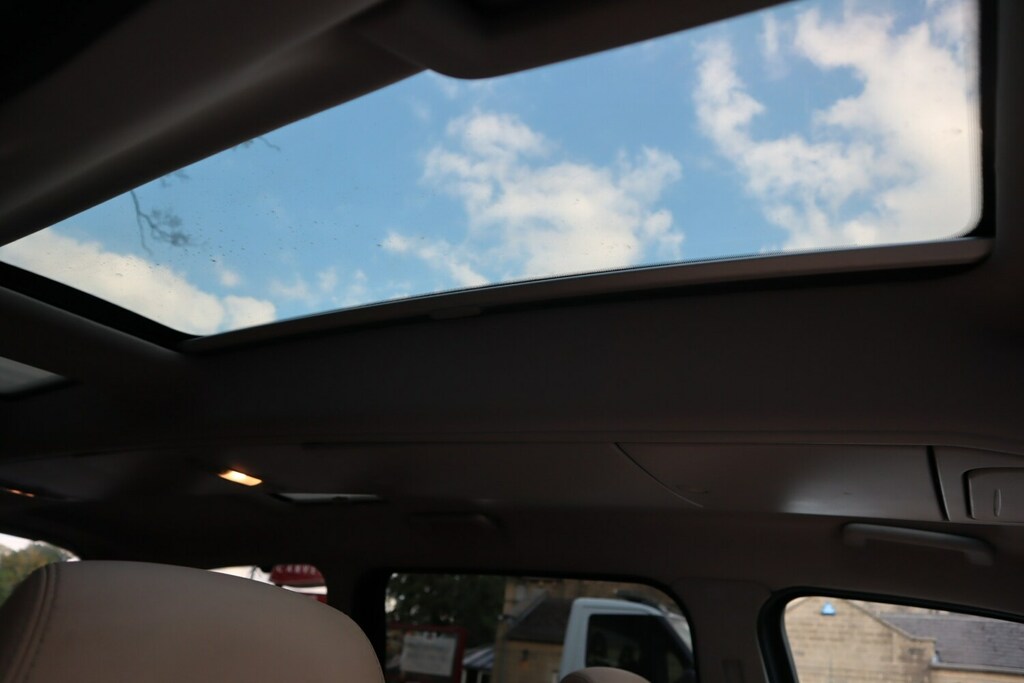 Ford Galaxy Silver #18