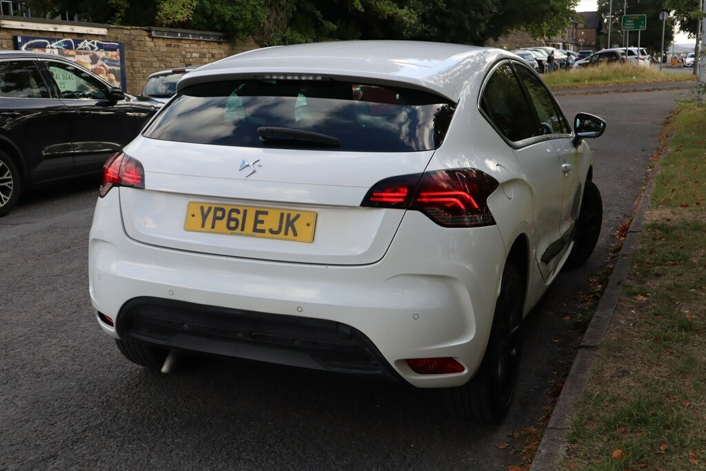 Citroen DS4 Hatchback White #18