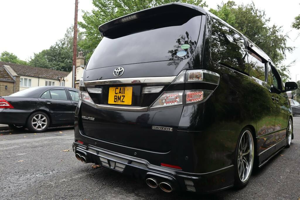 Toyota Vellfire Mpv Black #28