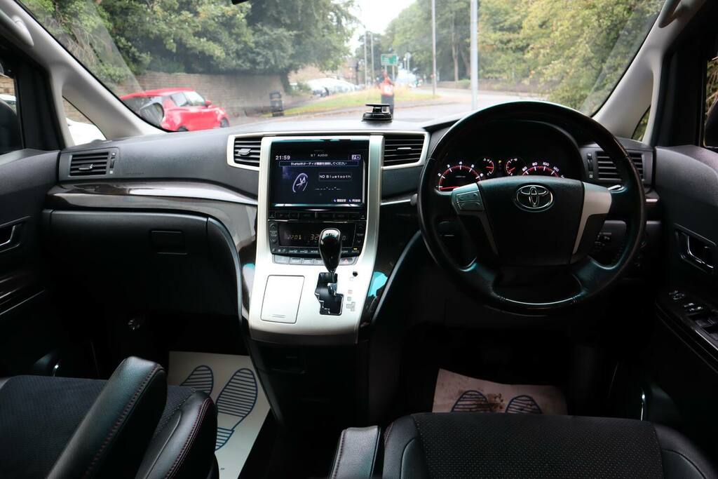 Toyota Vellfire Mpv Black #15
