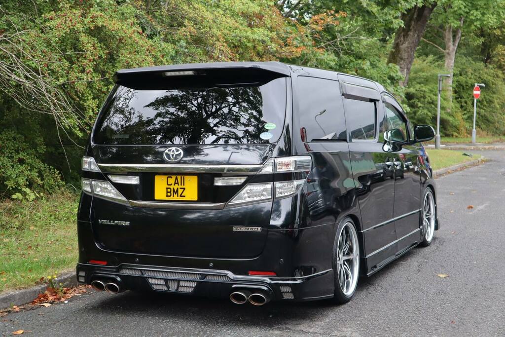Toyota Vellfire 2.4 Z Golden Eyes 2 7S Full Tommy Kaira J Black #3