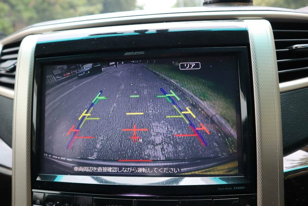 Toyota Vellfire Mpv Black #18