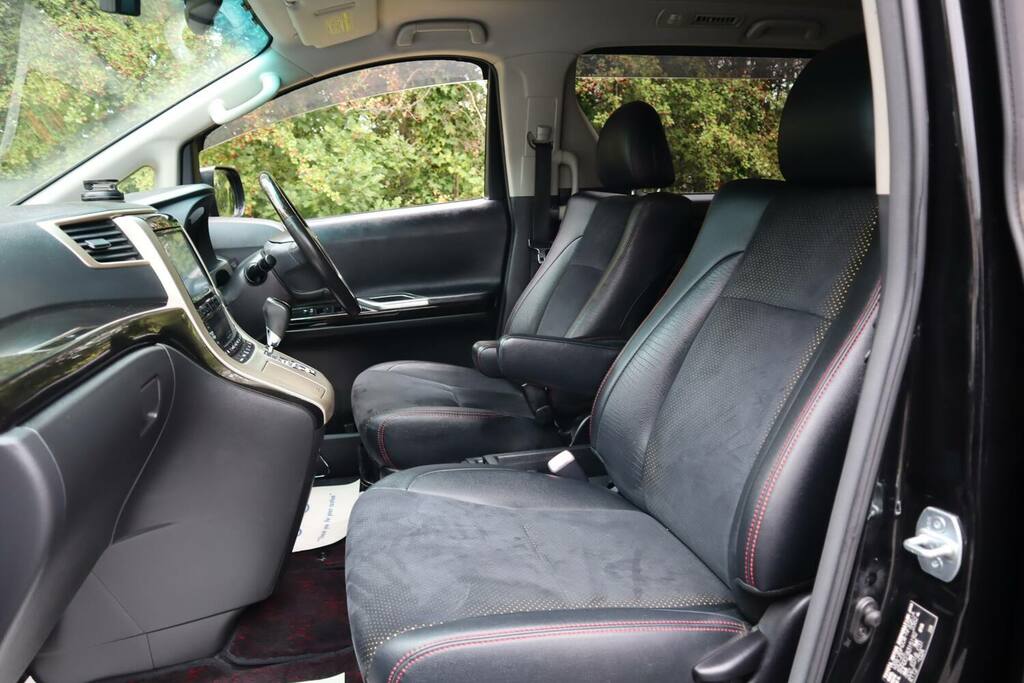 Toyota Vellfire Mpv Black #13