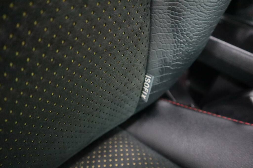 Toyota Vellfire Mpv Black #22