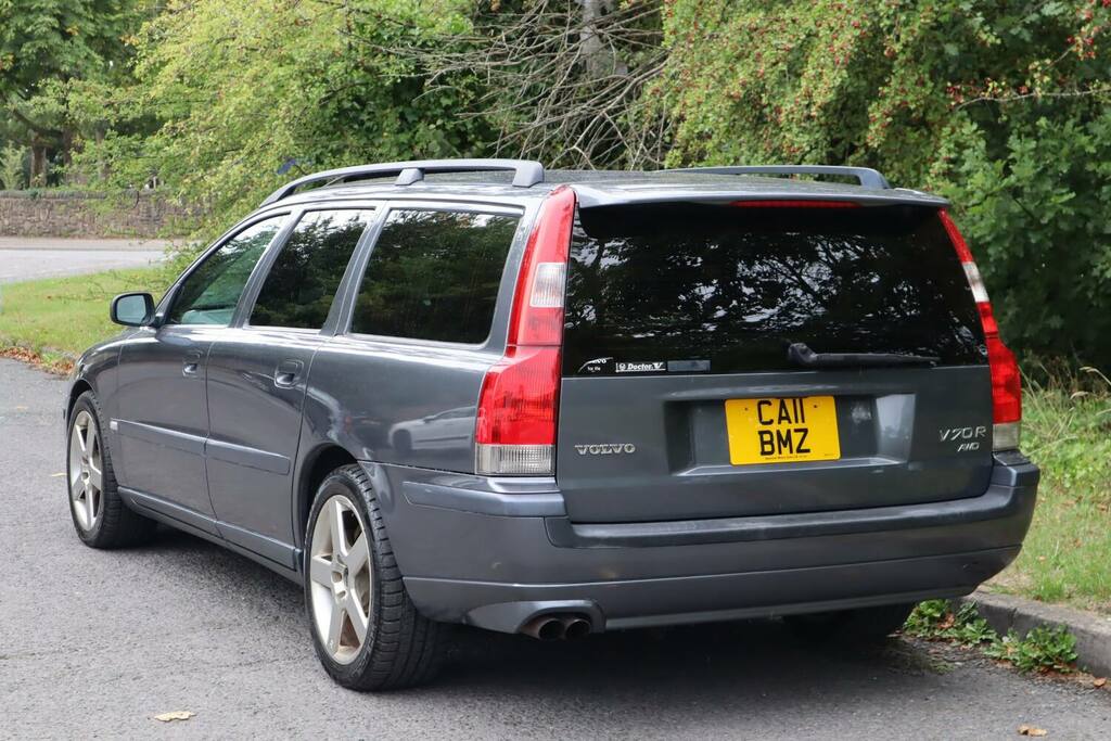 Volvo V70 V70 2.5 R Awd Geartronic 300Bhp Estate Grey #5