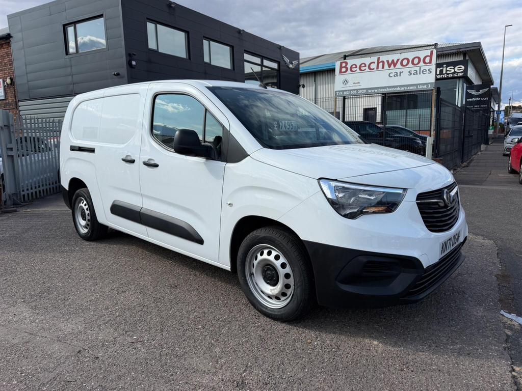 Vauxhall Combo 1.5 Turbo D 2300 Edition L2 H1 Euro 6 White
