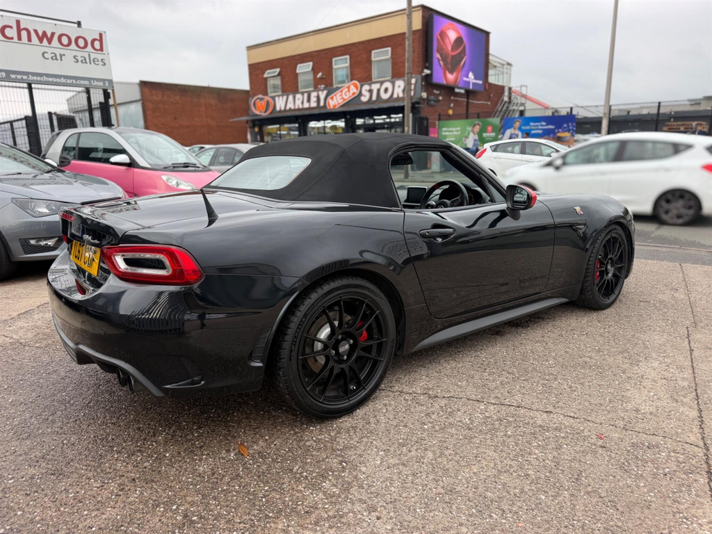 Abarth 124 Spider 1.4 Multiair Euro 6 Black #3