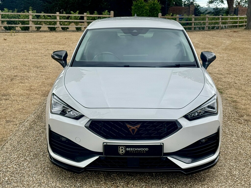 Cupra Leon Hatchback 1.5 Etsi Evo V1 202323 BD23SRO White #5