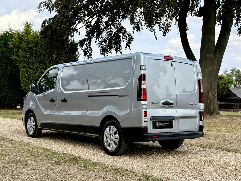 Renault Trafic 2.0 Ll30 Blue Dci 150 Sport Panel Van My22 Grey #2