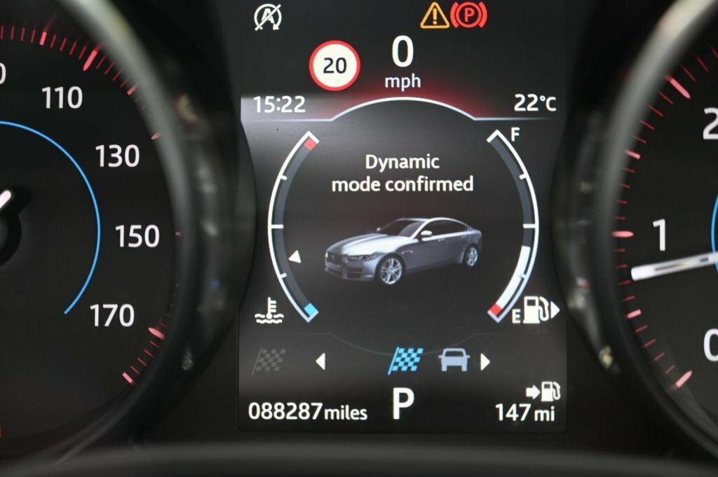Jaguar XE  Black #22