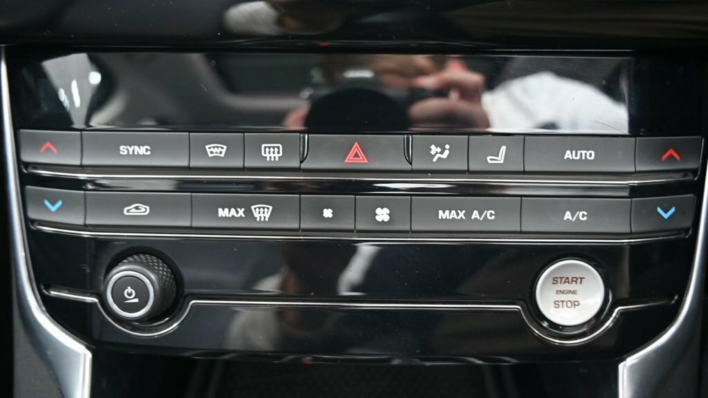 Jaguar XE  Black #26