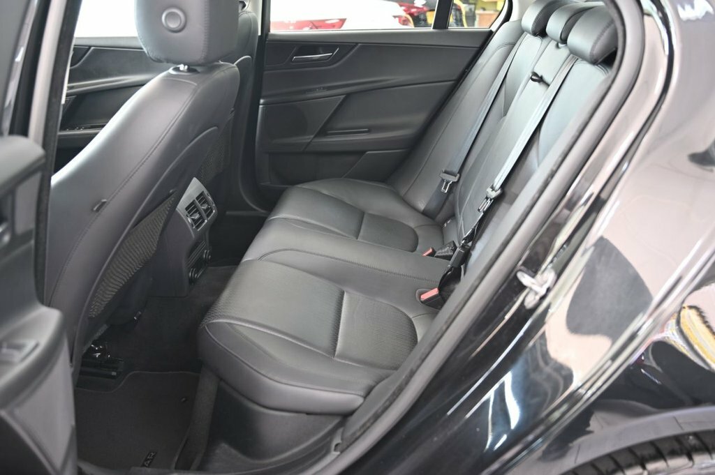 Jaguar XE  Black #13