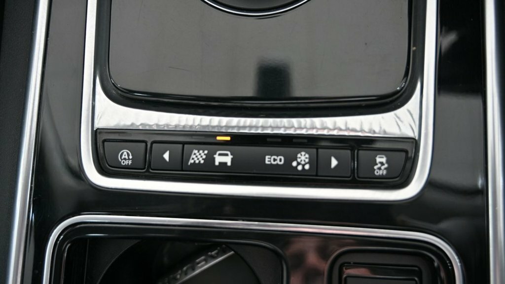 Jaguar XE  Black #27