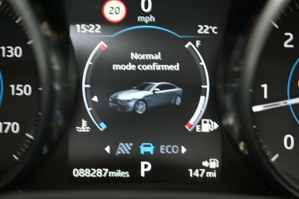 Jaguar XE  Black #23