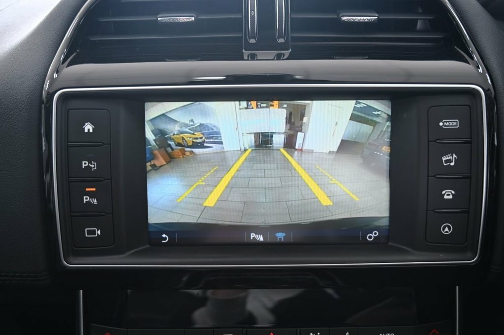 Jaguar XE  Black #21