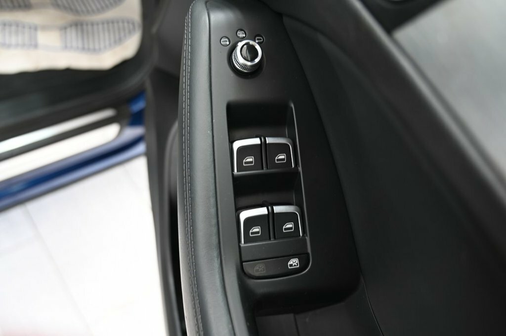 Audi Q5  Black #23