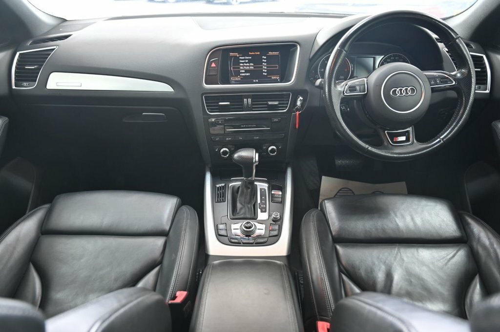 Audi Q5  Black #13