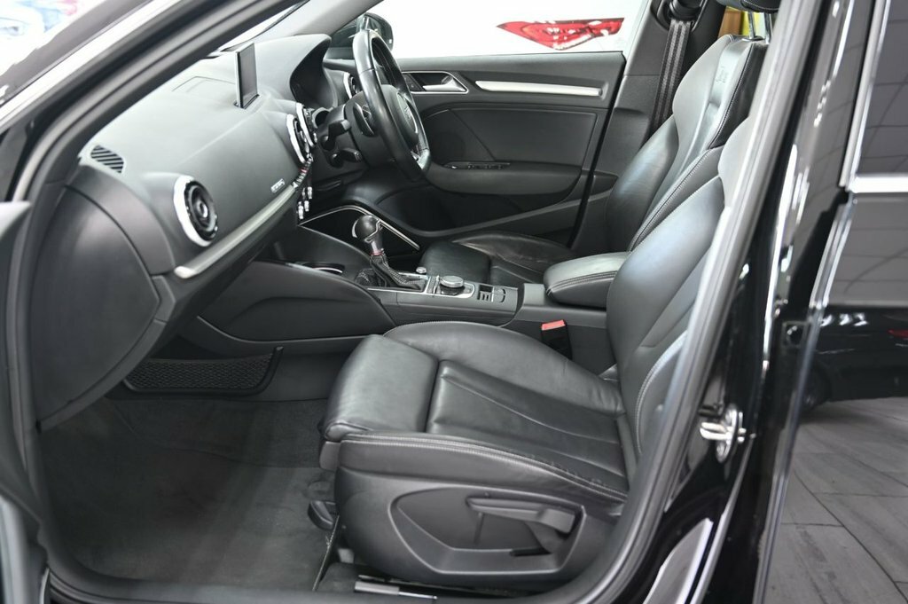 Audi S3 Hatchback 2.0 Black #12