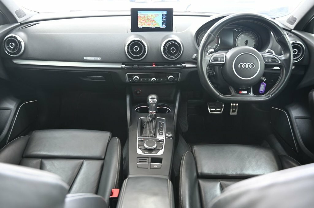 Audi S3 Hatchback 2.0 Black #15