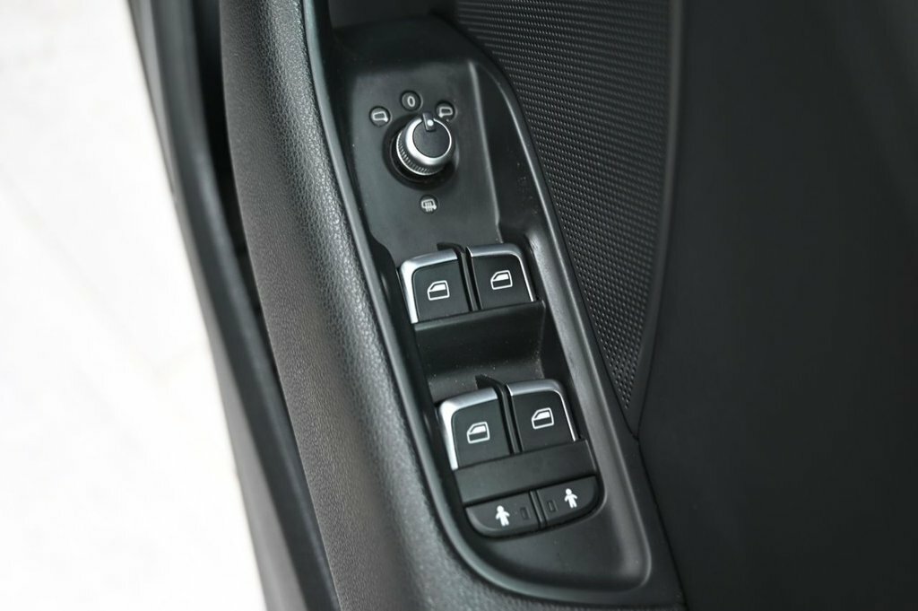 Audi S3 Hatchback 2.0 Black #25
