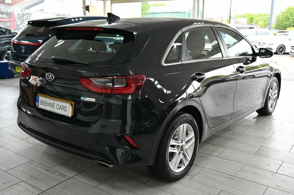 Kia Ceed Ceed 2 Isg White #7