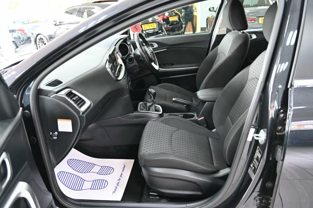 Kia Ceed Ceed 2 Isg White #9