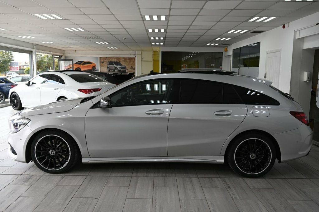 Mercedes-Benz CLA Class 2L Amg Line Night Edition Silver #4