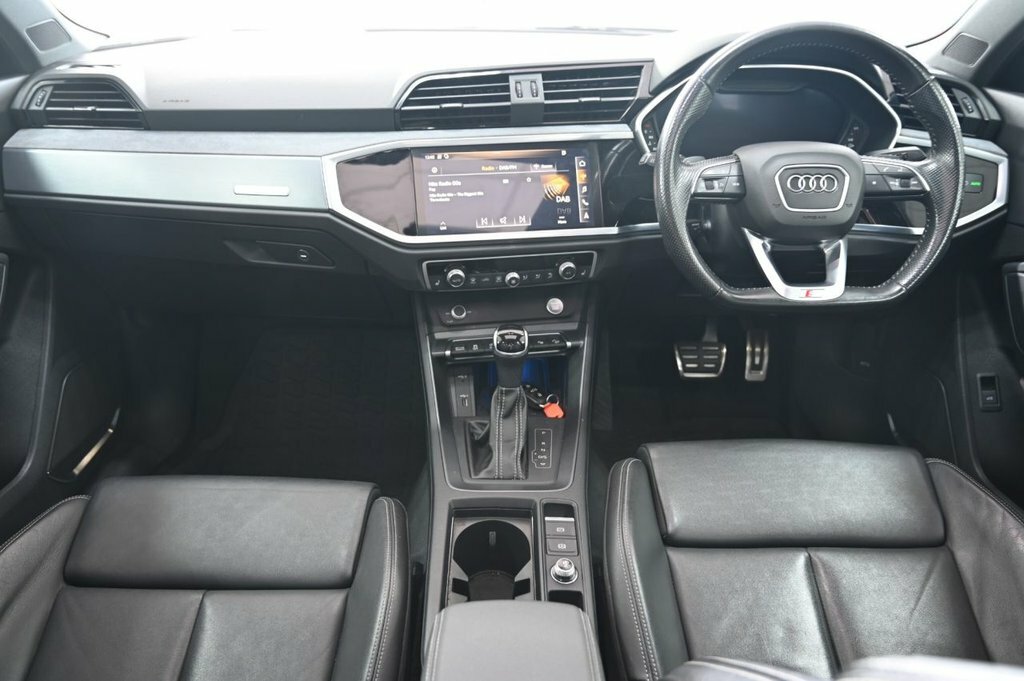 Audi Q3 Silver #16