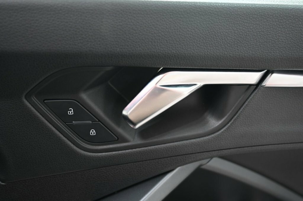 Audi Q3 Silver #37