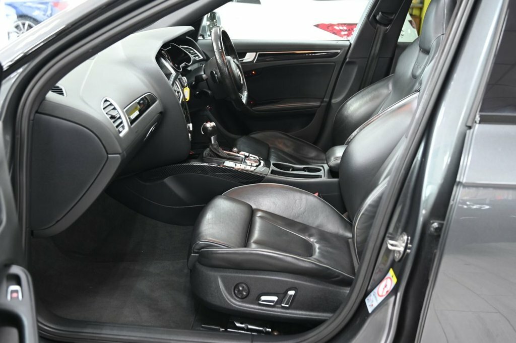 Audi RS4 Avant 4.2L Null Grey #12
