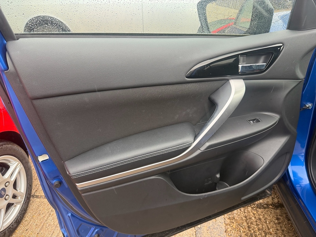 Mitsubishi Eclipse Cross Exceed Silver #23